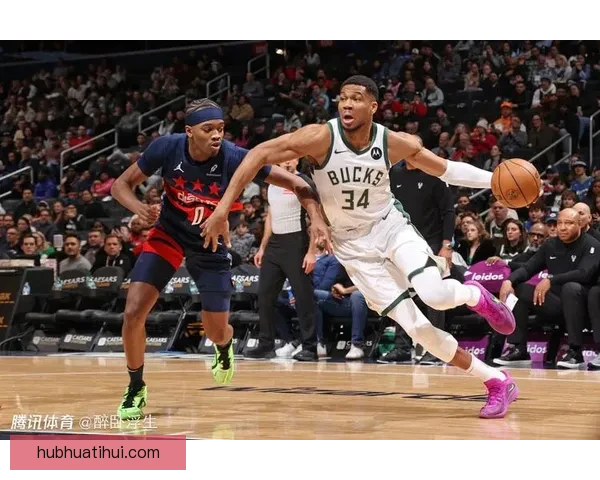 罗林斯砍24分三分火力全开雄鹿大胜独行侠库兹马AJ格林高分助阵